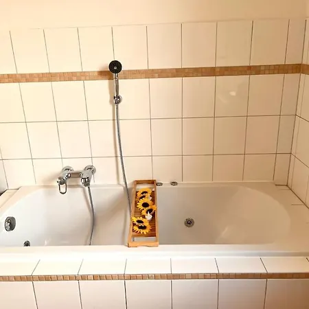 Doppelzimmer Mit Terrasse In Privatem Zuhause Pansiyon Lübeck