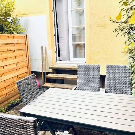 Doppelzimmer Mit Terrasse In Privatem Zuhause