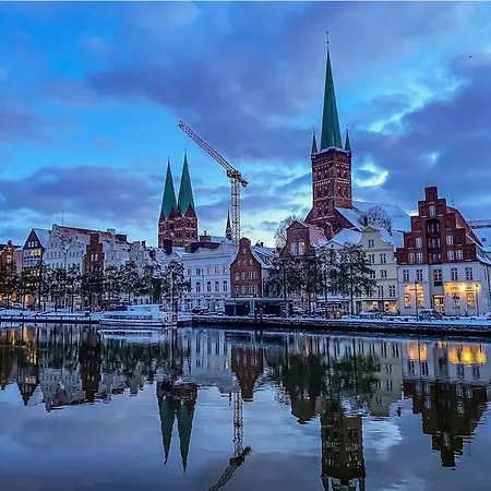 Doppelzimmer Mit Terrasse In Privatem Zuhause * Lubecca