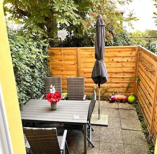 Doppelzimmer Mit Terrasse In Privatem Zuhause Privat bolig Lübeck