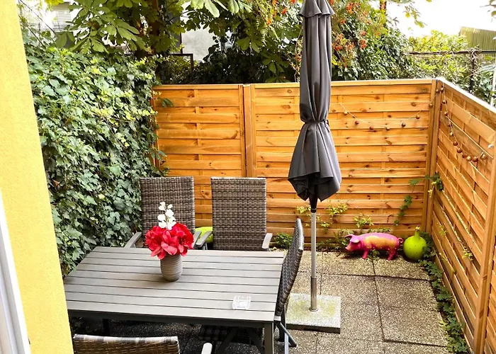 Privat bolig Doppelzimmer Mit Terrasse In Privatem Zuhause